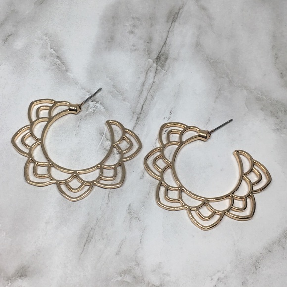 Meadow Flower Boho Gypsy Hoops - Picture 2 of 3